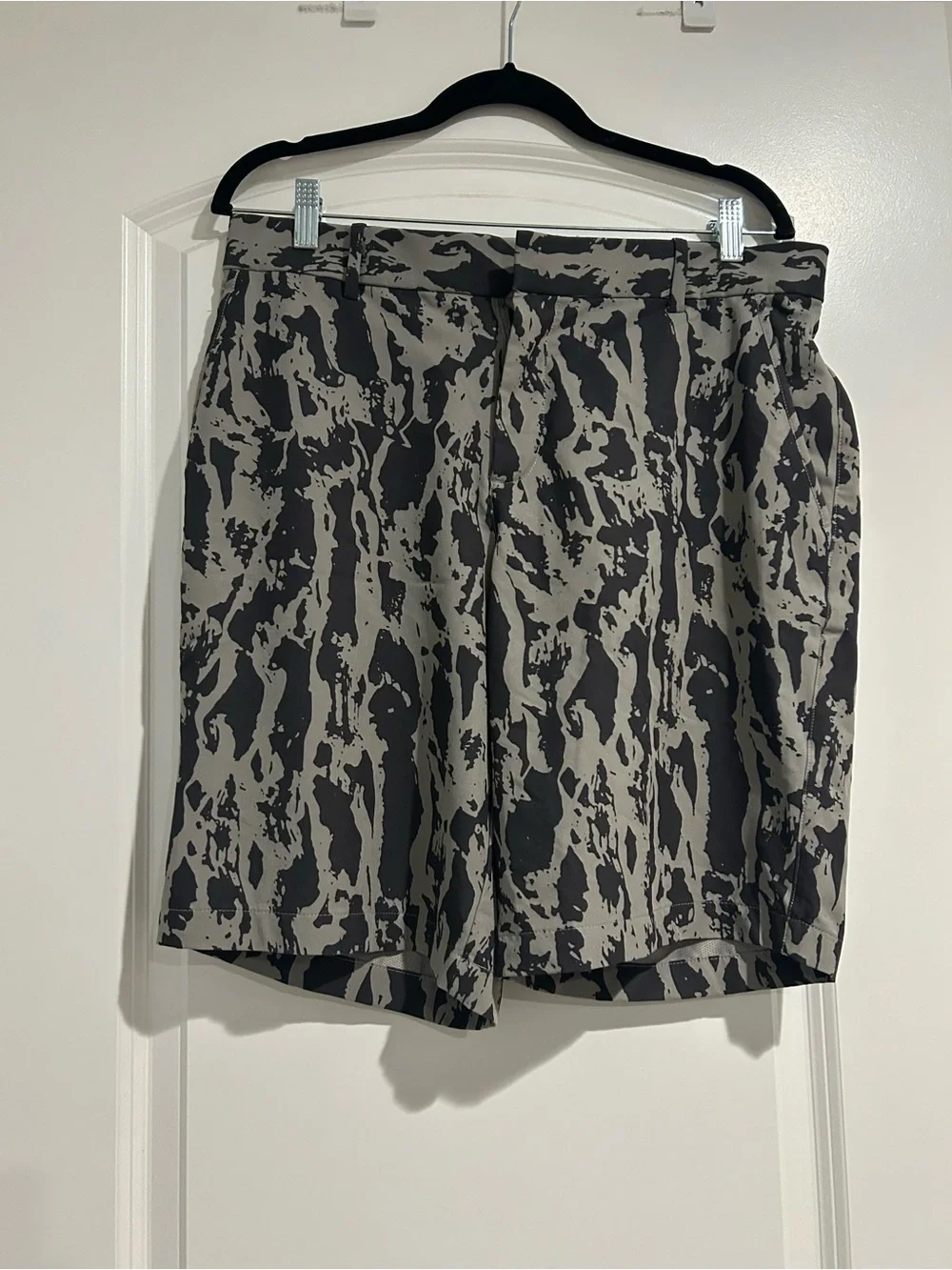Nike Dri-FIT Golf Shorts in Black and Gray